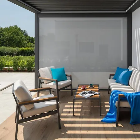 Gorgeous In Sveti Petar u Sumi